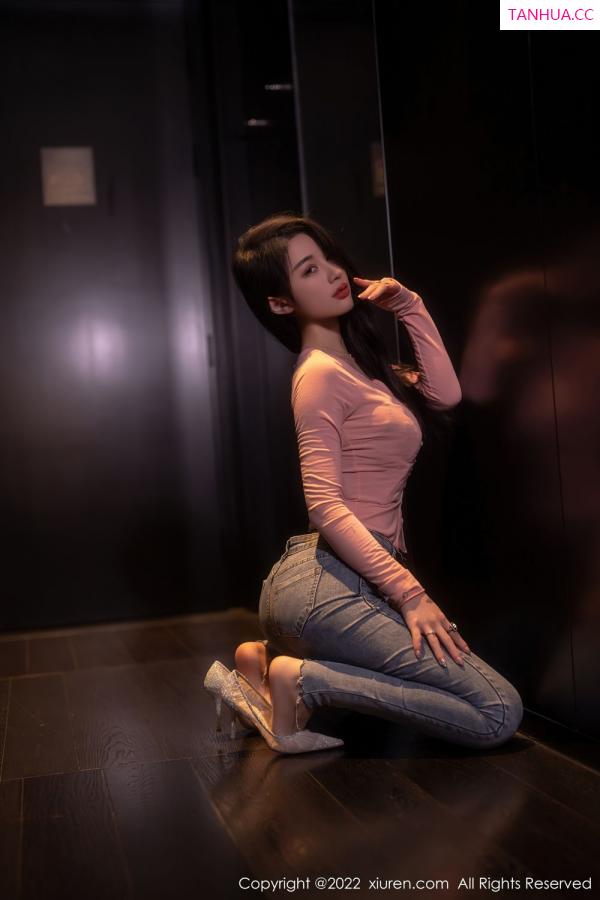美七Mia  [XiuRen]高清写真图 2022.08.29 No.5506 美七 Mia第5张图片
